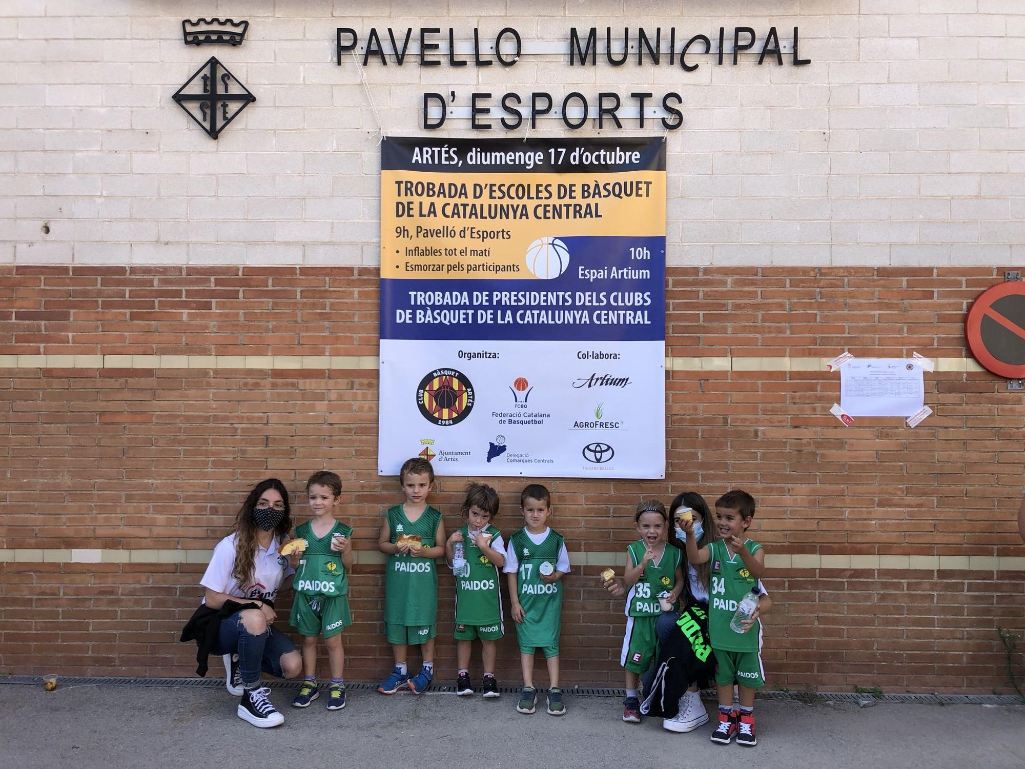 Trobada escolar de bàsquet a Artés