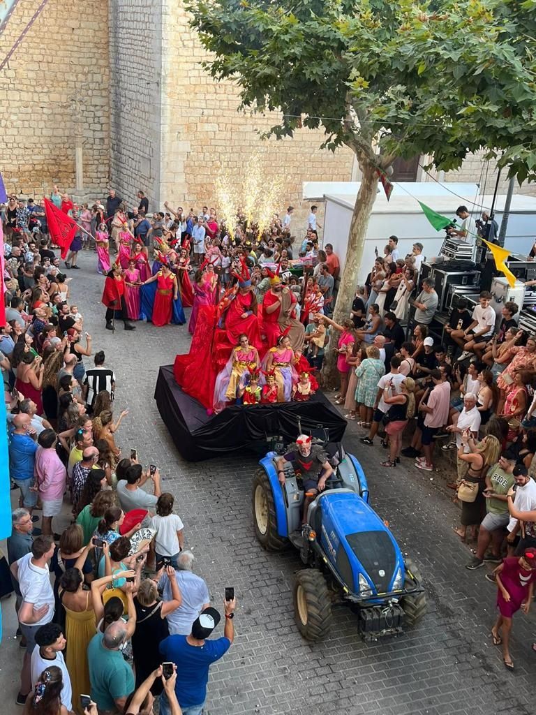 Alaró zu Sant Roc sein Patronatsfest mit bunten Kutschen gefeiert.