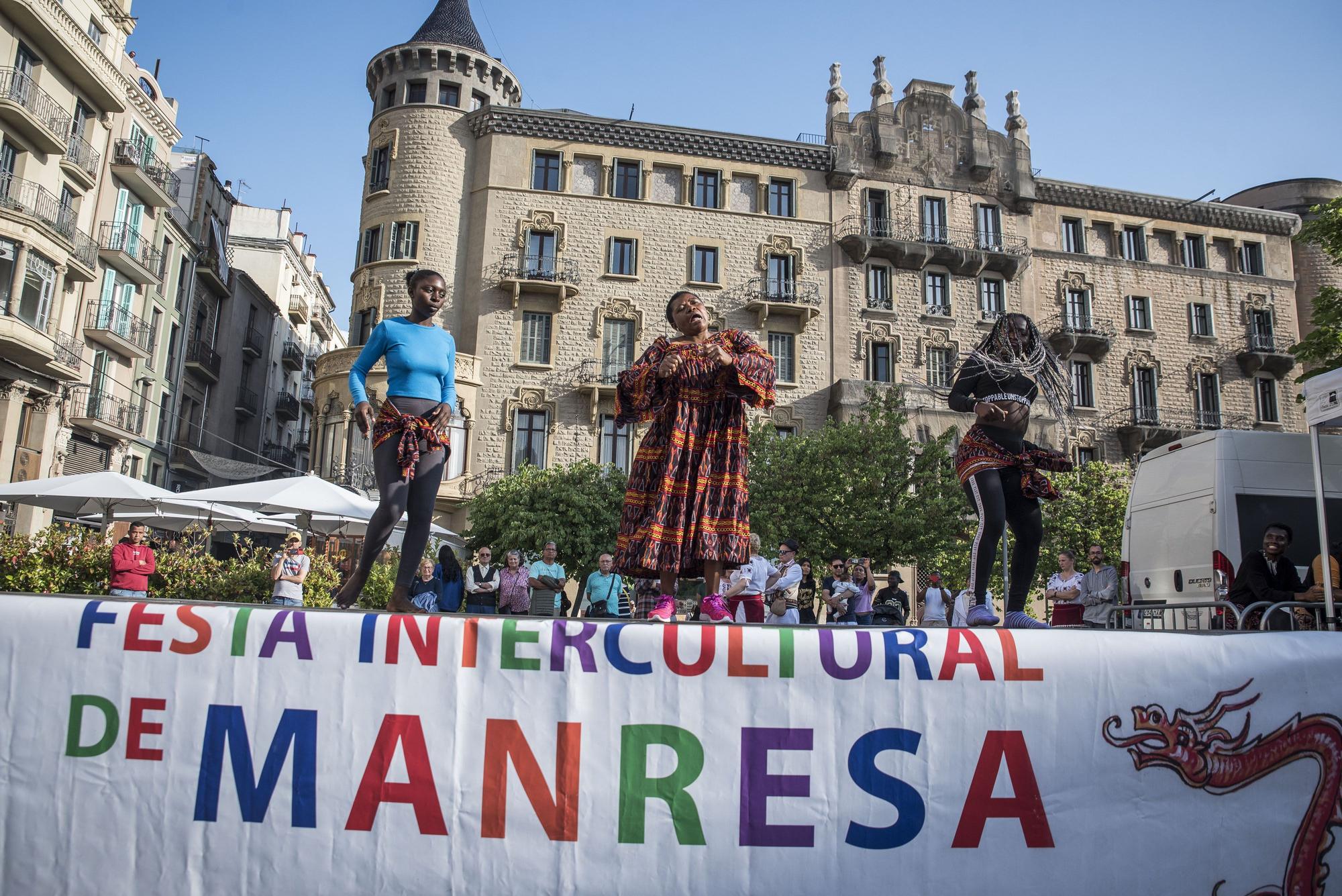 Totes les imatges de la Festa intercoltural a Manresa 2023