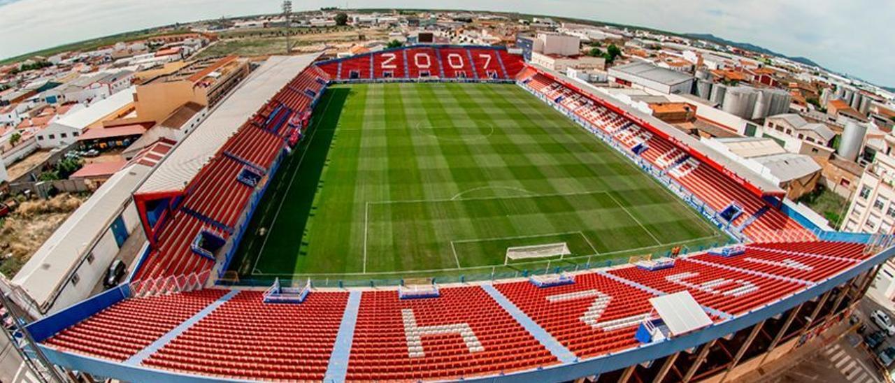 Estadio Francisco de la Hera de Almendralejo.