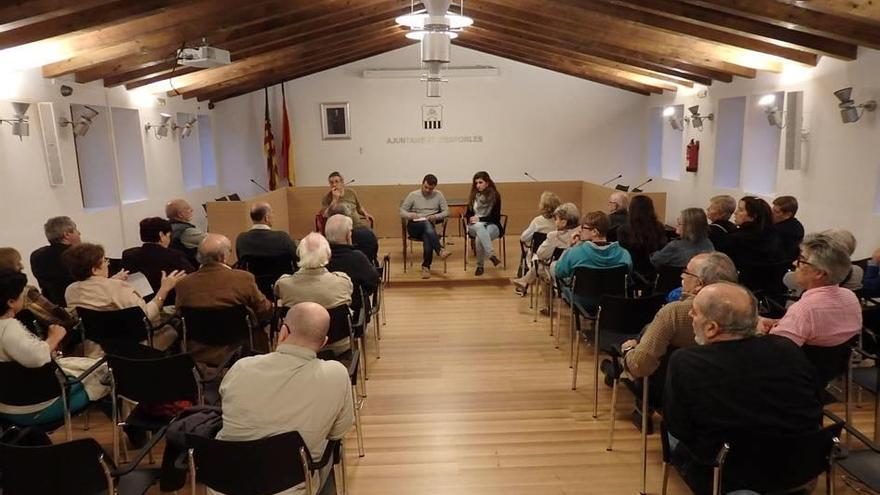 La alcaldesa, durante una de las reuniones.