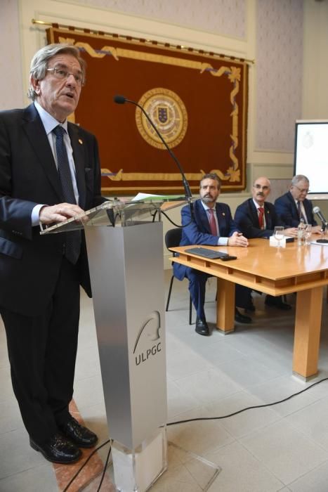 28-05-19  GENTE Y CULTURA. RECTORADO. LAS PALMAS DE GRAN CANARIA. ULPGC. La Real Academia de Medicina de Canarias organiza un acto con motivo del ingreso como académico numerario del Catedrático de la Universidad de Las Palmas de Gran Canaria (ULPGC), Manuel Sosa Henríquez. Fotos: Juan Castro.  | 28/05/2019 | Fotógrafo: Juan Carlos Castro