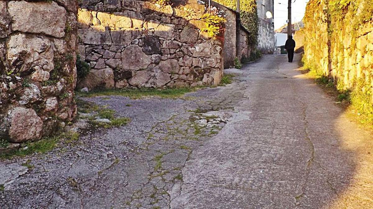 Pequeno núcleo de Casal de Abaixo, onde naceu Lorenzo.   | // M.UXÍO