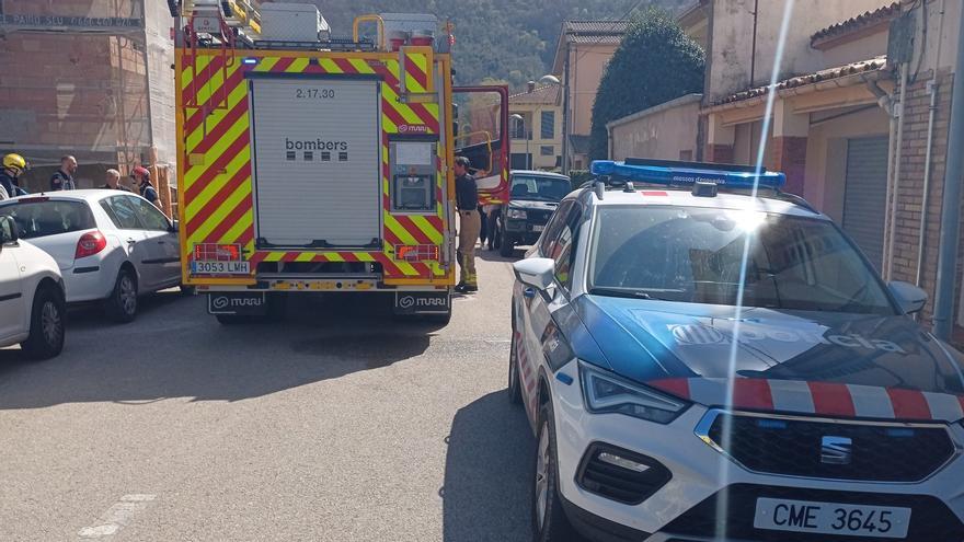 Evacuen en helicòpter un paleta ferit crític que havia caigut d&#039;una bastida en una casa en construcció a Les Preses