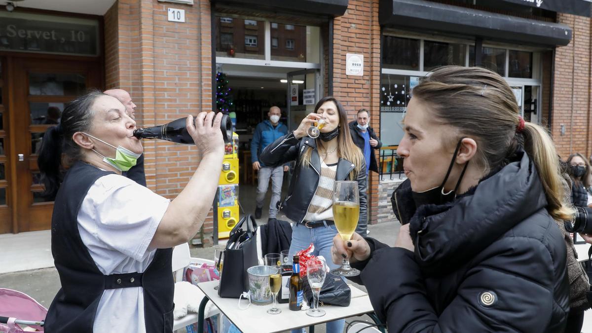 Asturias celebra su pequeña lluvia de premios en la Lotería del Niño de 2022