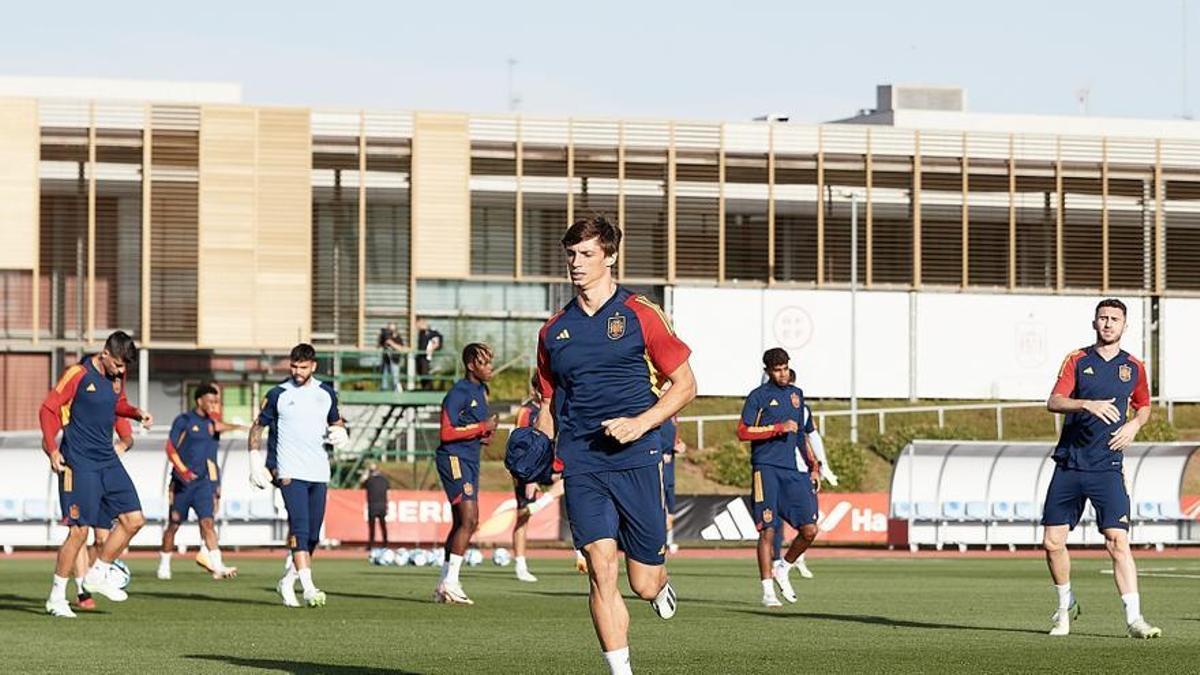 Instante del primer entrenamiento de la selección española tras la crisis del caso Rubiales.