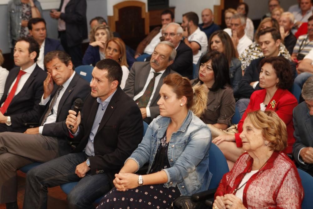 Pedro Sánchez en las charlas de verano de UGT