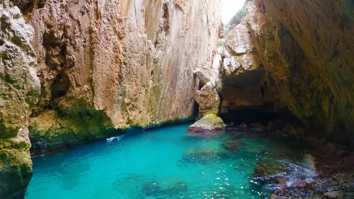 Cueva de los Peces