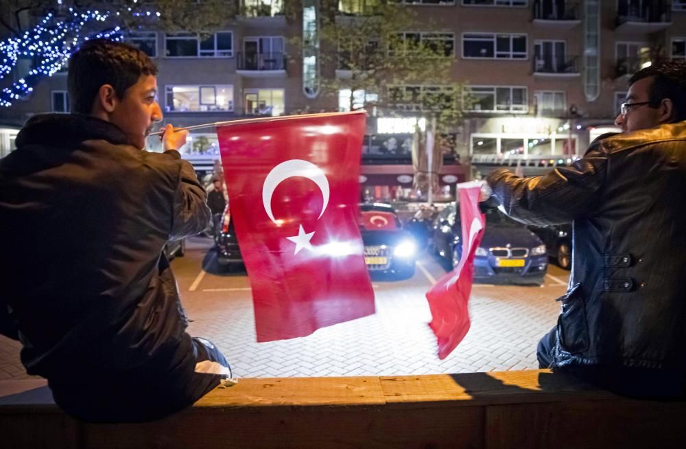 Erdogan gana el referéndun constitucional en Turquía