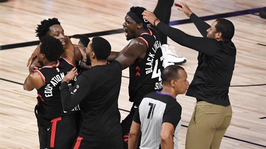 Los Raptors sobreviven a los Celtics con triple sobre la bocina de Anunoby