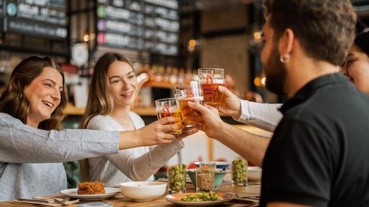 HEINEKEN N.V. y Edelmanel han elaborado el informe ‘The Future Role of Bars in Europe’.