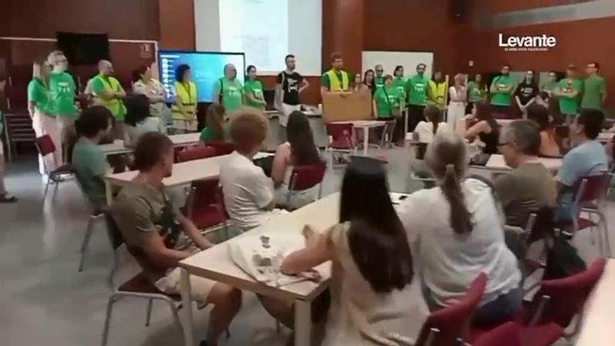 La huelga de profesores en la Escuela Oficial de Idiomas de Gandia afecta a los exámenes de 200 alumnos