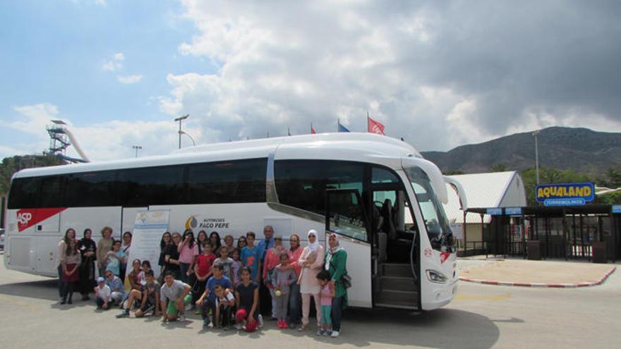 Transporte solidario gracias a la colaboración de Autobuses Paco Pepe