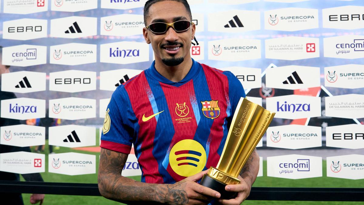 Raphinha tras arrollar al Athletic en la Supercopa: “El que hace el partido fácil o difícil somos nosotros”