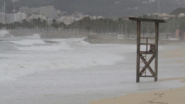Ein stürmischer Tag auf Mallorca. Bei dem Wetter sollte das Meer auf jeden Fall gemieden werden.