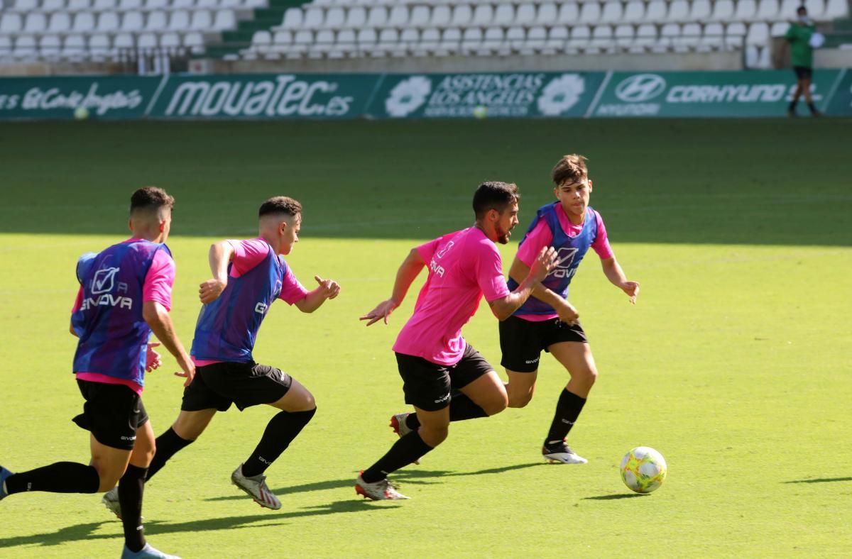 El Córdoba CF vuelve a jugar en El Arcángel