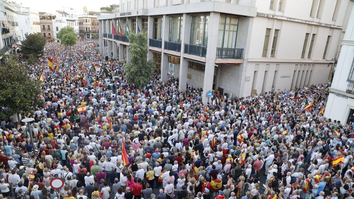 Miles de cordobeses arropan a Ceuta
