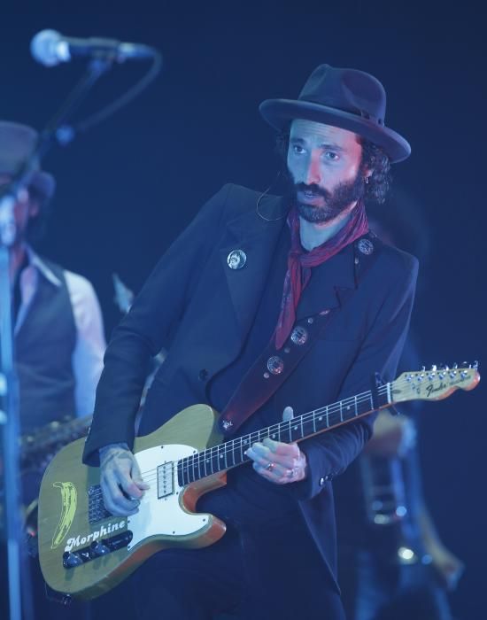 Leiva desata los “Monstruos” de su último disco en el Auditorio Mar de Vigo