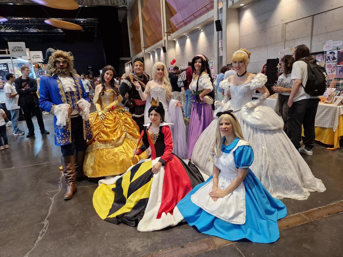 Princesas, superhéroes y personajes fantásticos protafonizan este festival.