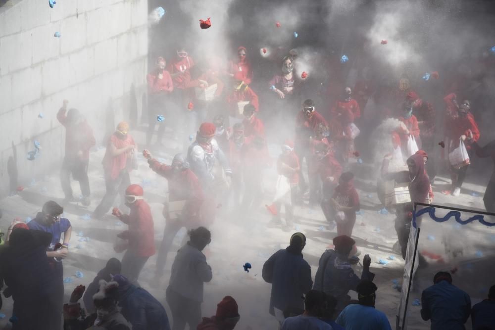 Guerra de farina al Carnaval de Berga