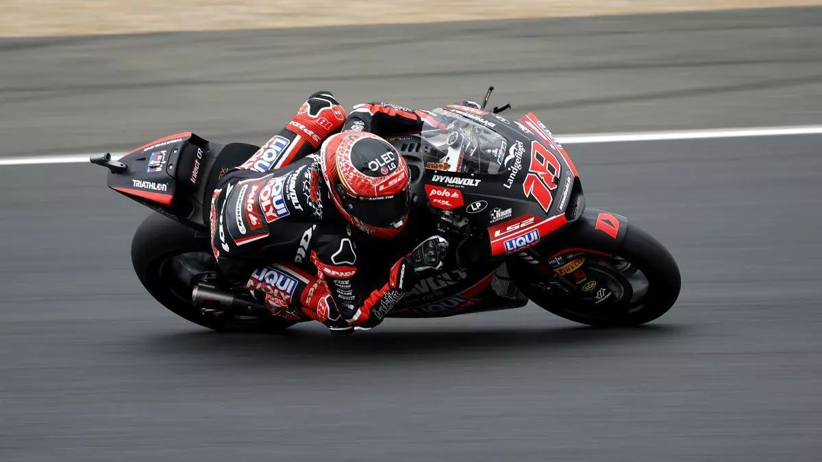 El líder de Moto2, Manu González, no cede en Brno