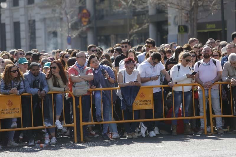 Búscate en la mascletà del 11 de marzo