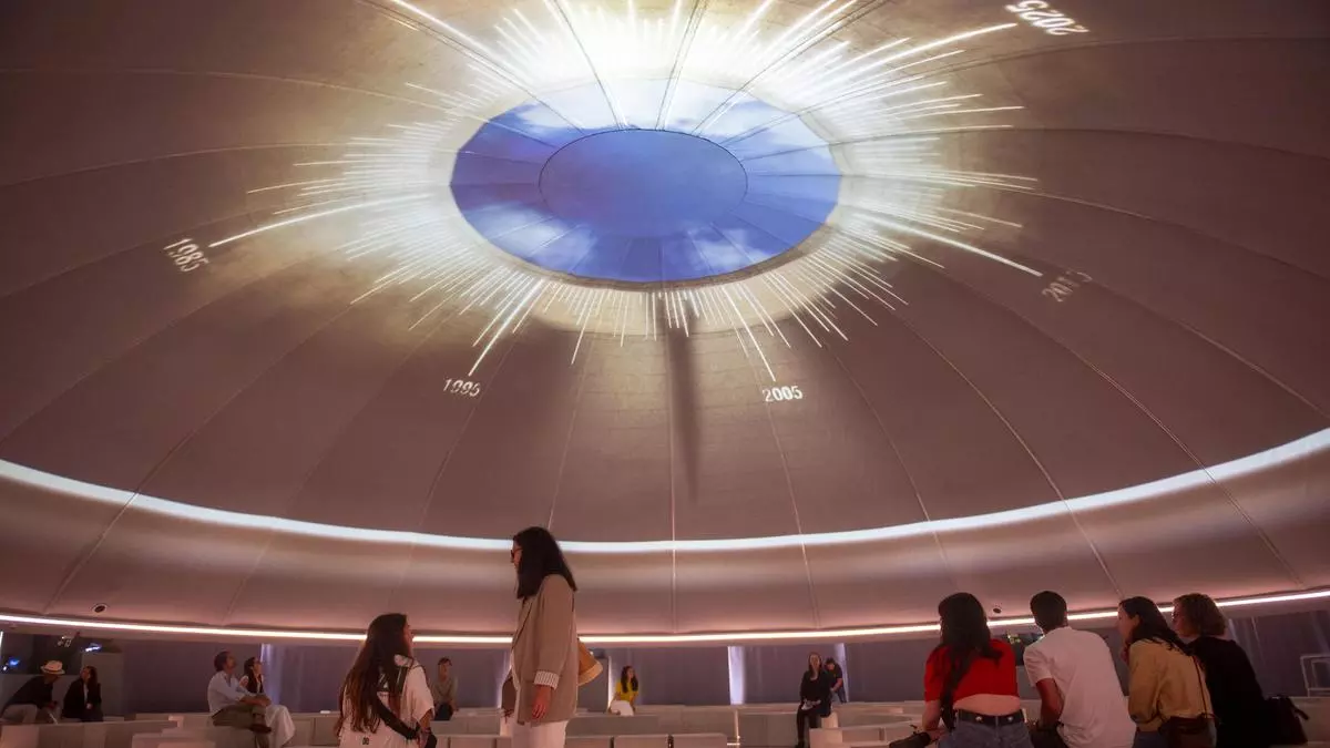 Zara revive la cúpula de San Pedro con una instalación artística
