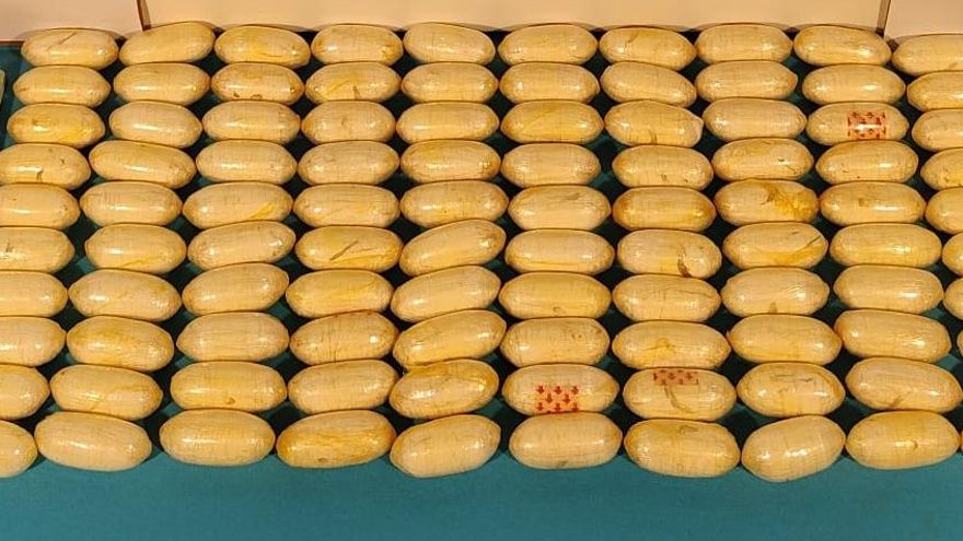 Detenido un guineano con 100 bellotas de cocaína ocultos en su cuerpo