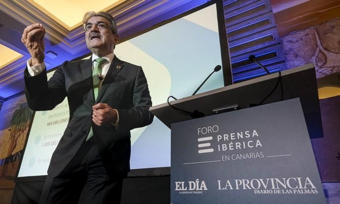 LAS PALMAS DE GRAN CANARIA. Foro Prensa Ibérica en Canarias, Vicepresidente del Gobierno de Canarias,  Román Rodríguez  | 14/01/2020 | Fotógrafo: José Pérez Curbelo