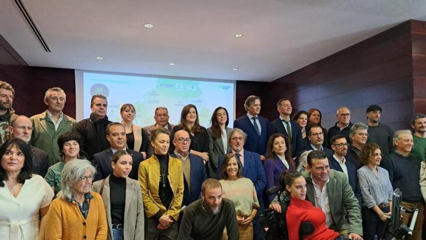 Fundación Unicaja impulsa la inserción laboral de personas con Asperger en Andalucía con el programa TEAcompaño al Empleo