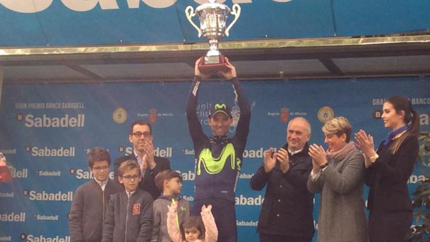 Alejandro Valverde se exhibe en la Vuelta a Murcia
