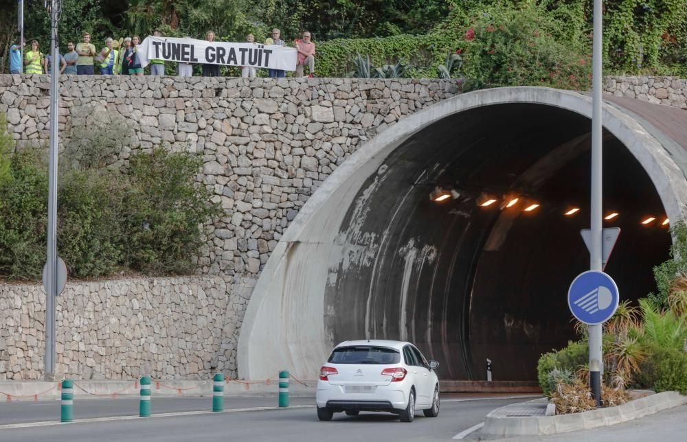 Protesta en el túnel  de Sóller