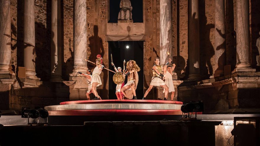 Las imágenes de &#039;Alejandro y el eunuco persa&#039;, la obra de esta semana del Festival Internacional de Teatro Clásico de Mérid