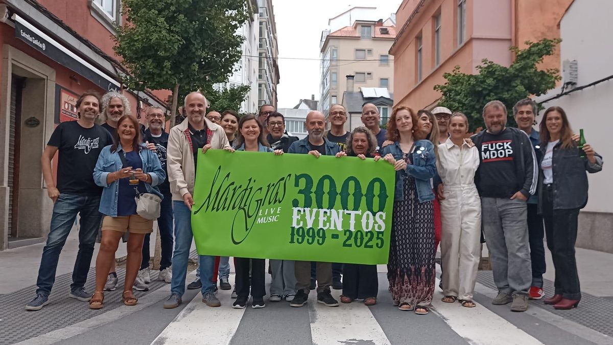 Miembros de la asociación celebraron el aniversario con una cena