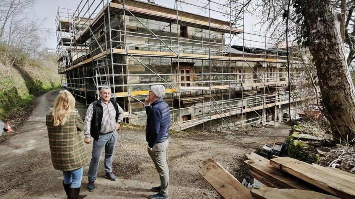 En imágenes: Avanza la obra de restauración del palacio de Mon, joya arquitectónica de San Martín de Oscos