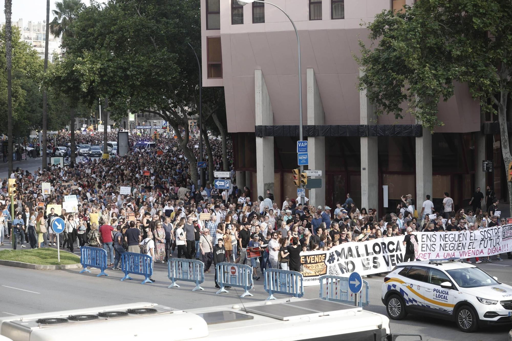 Mallorca steht nicht zum Verkauf: Die Bilder der Massendemonstration vom Samstag