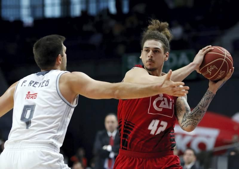 Las imágenes que nos ha dejado la derrota del CAI Zaragoza frente al Real Madrid (96-84)