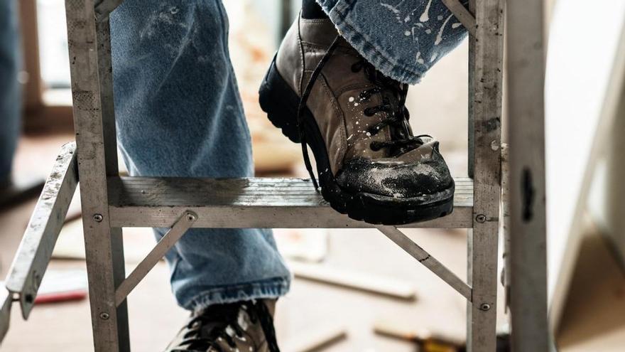 Trabajar de pie: Todo un desafío para la salud de los trabajadores