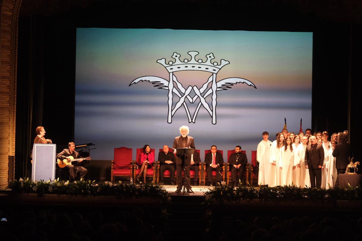 El Coro Juvenil del Misteri actuó durante el pregón.