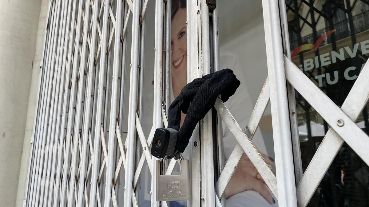 Valencia | Vandalismo en la sede del PP a horas del arranque de campaña