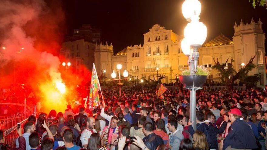 El Ayuntamiento celebra el ascenso del equipo de la ciudad