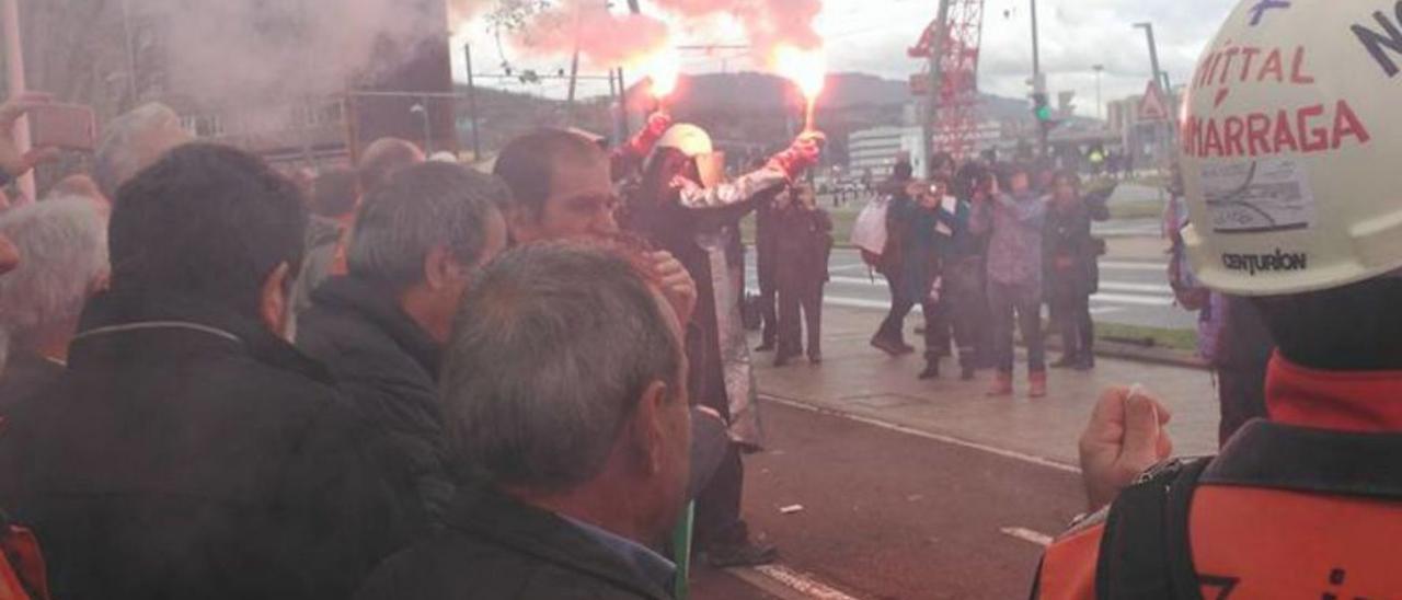 Protesta de los trabajadores de Arcelor en Sestao, en una imagen de archivo.