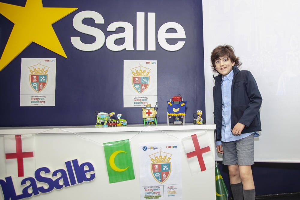 El colegio La Salle lleva a cabo un taller para crear y programar autómatas con los que simular la entrada de Moros y Cristianos