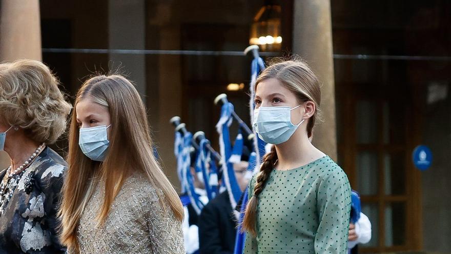 La princesse Leonor et l'infante Sofía aux Prix Princesse des Asturies 2020