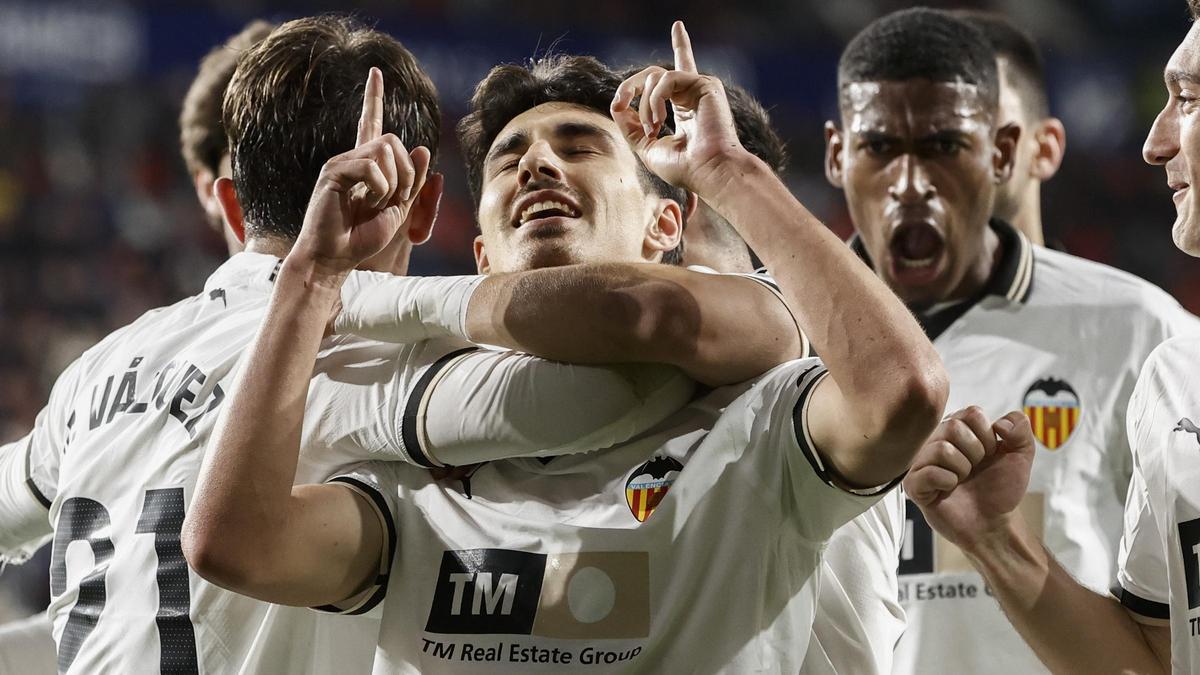 André Almeida celebrando su gol ante Osasuna en El Sadar