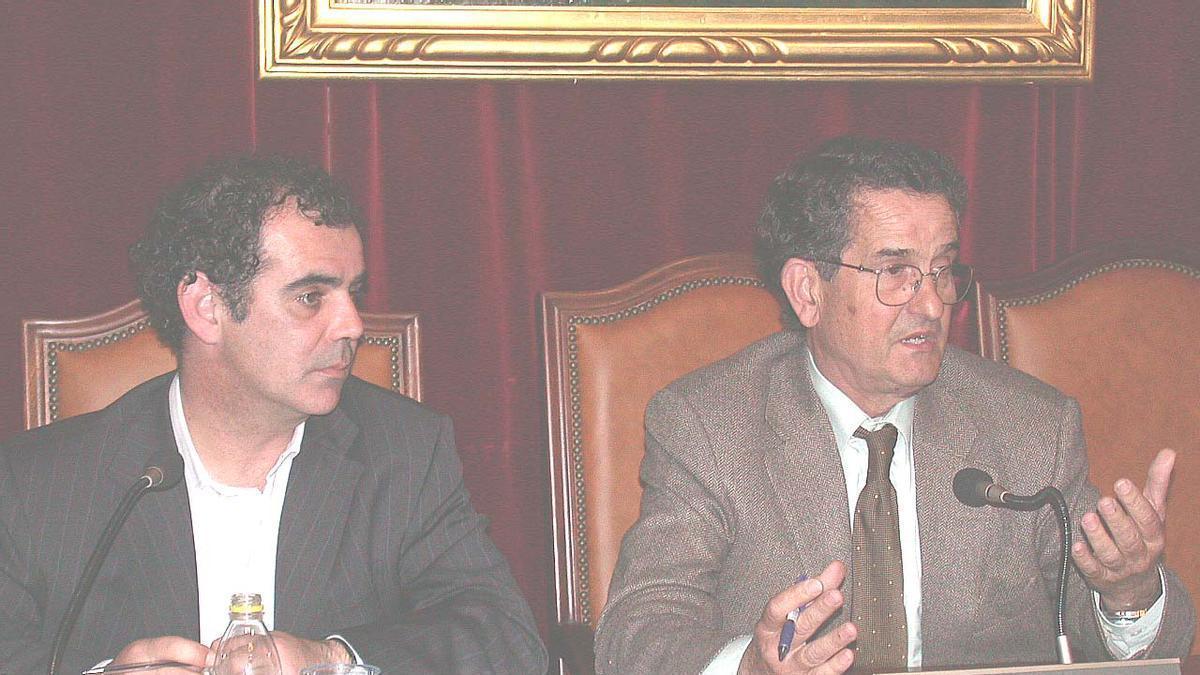 Joan Jaume, junto a su padrino político, Lluch Thomás