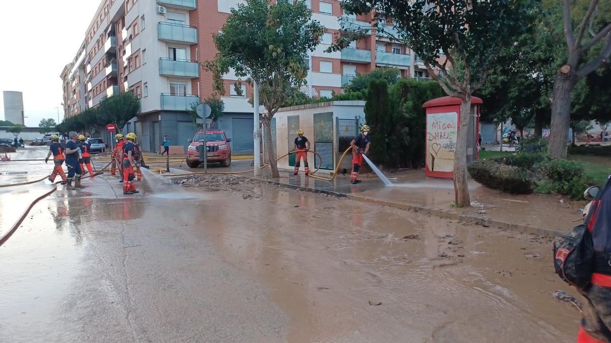 bomberos catalanes en Catarroja