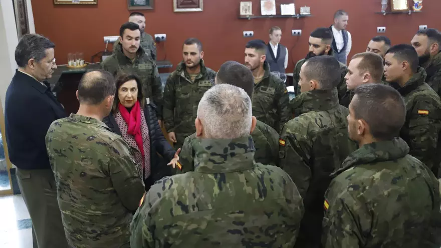 Margarita Robles, a los militares de Cerro Muriano: "Si ha habido errores, tenemos que saberlos"
