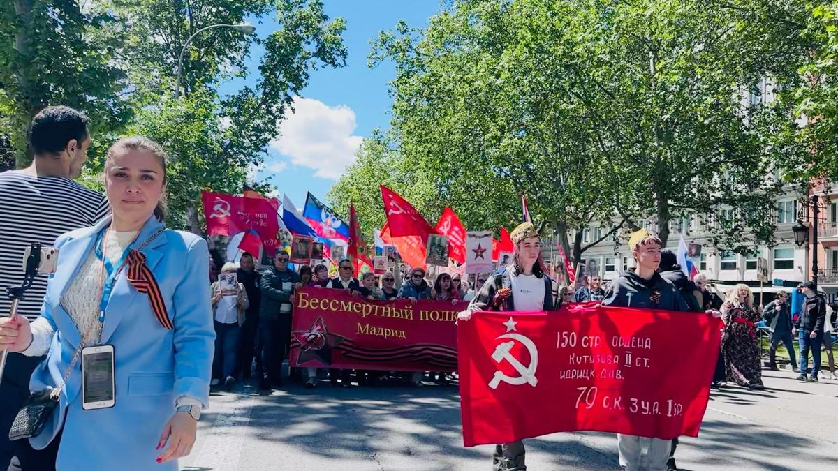 Un momento de la marcha del 'Regimiento Inmortal' en Madrid, hace unas semanas.