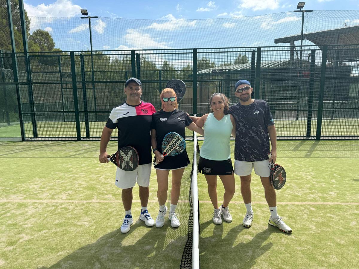 Gonzalo Mora y Natalie vencieron a Josemi Burgos y Pili Frau en Mixtos C.